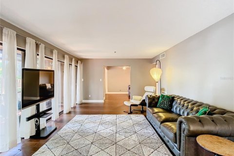 Copropriété à vendre à Orlando, Floride: 4 chambres, 154.59 m2 № 2306669 - photo 3