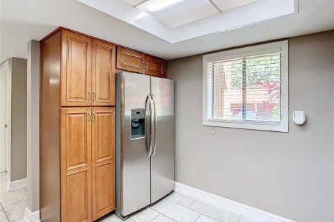 Copropriété à vendre à Orlando, Floride: 4 chambres, 154.59 m2 № 2306669 - photo 12