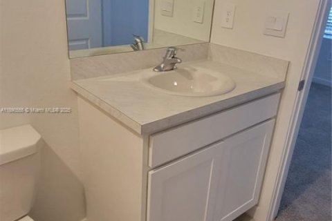 Снять в аренду таунхаус в Флорида-Сити, Флорида 3 спальни, № 1943368 - фото 8