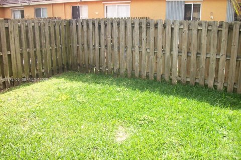 Купить таунхаус в Хомстед, Флорида 2 спальни, 95.5м2, № 2032996 - фото 5