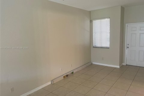 Купить таунхаус в Хомстед, Флорида 2 спальни, 95.5м2, № 2032996 - фото 15