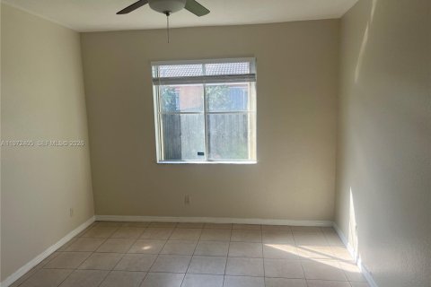 Купить таунхаус в Хомстед, Флорида 2 спальни, 95.5м2, № 2032996 - фото 18