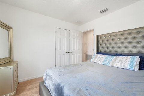 Villa ou maison à vendre à Davenport, Floride: 5 chambres, 242.2 m2 № 2232217 - photo 30