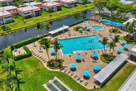 Condo in Delray Beach, Florida, 1 bedroom № 2246367 - photo 26