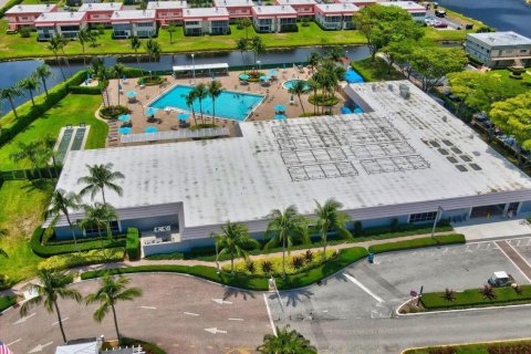 Condo in Delray Beach, Florida, 1 bedroom № 2246367 - photo 27