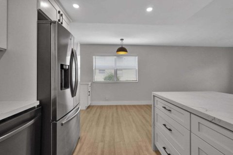 Condo in Delray Beach, Florida, 1 bedroom № 2246367 - photo 9