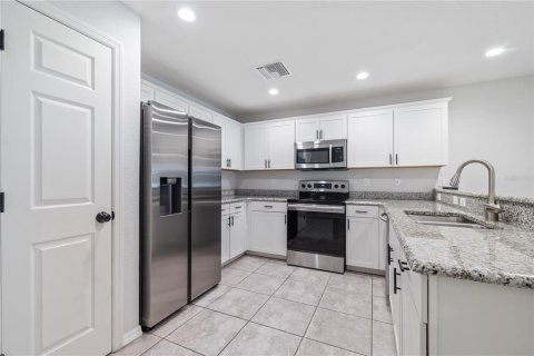 Adosado en venta en Gibsonton, Florida, 3 dormitorios, 168.15 m2 № 1899619 - foto 2