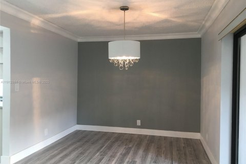 Condo in Boca Raton, Florida, 2 bedrooms  № 1968433 - photo 1