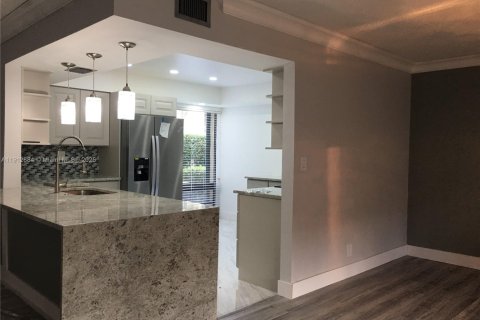 Condo in Boca Raton, Florida, 2 bedrooms  № 1968433 - photo 2