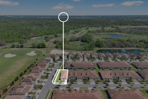 Townhouse in Davenport, Florida 2 bedrooms, 139.82 sq.m. № 2093490 - photo 27