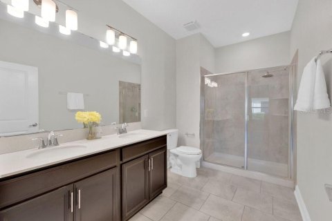 Townhouse in Davenport, Florida 2 bedrooms, 139.82 sq.m. № 2093490 - photo 15