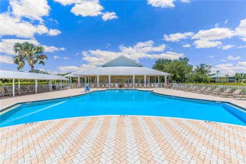 House in Punta Gorda, Florida 2 bedrooms, 139.63 sq.m. № 1883651 - photo 28
