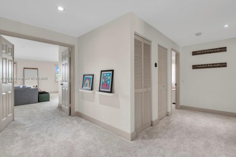 Casa en venta en Weston, Florida, 6 dormitorios, 376.07 m2 № 1944425 - foto 19