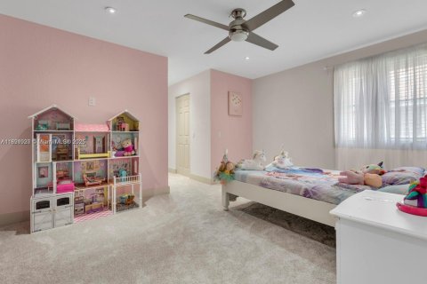 Casa en venta en Weston, Florida, 6 dormitorios, 376.07 m2 № 1944425 - foto 29