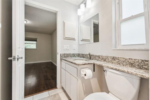 Villa ou maison à vendre à Weeki Wachee, Floride: 3 chambres, 121.89 m2 № 2094289 - photo 23