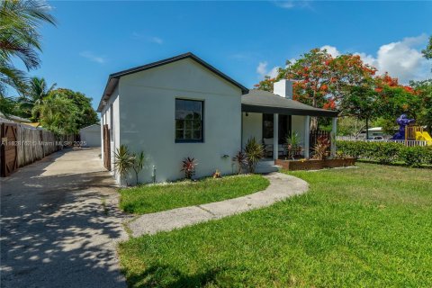 House in Delray Beach, Florida 3 bedrooms № 1801272 - photo 17