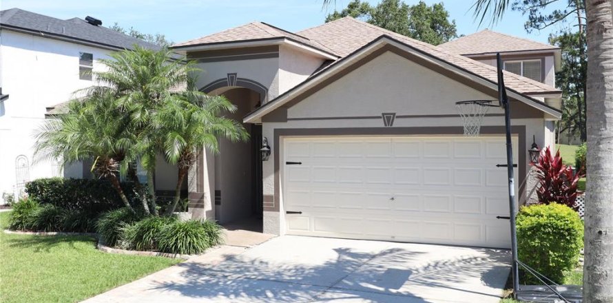 Casa en Odessa, Florida 4 dormitorios, 235.97 m2 № 1744323