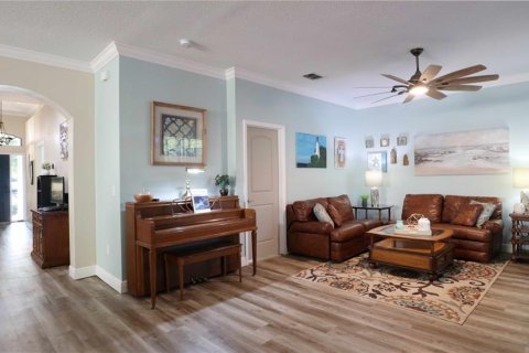 House in Odessa, Florida 4 bedrooms, 235.97 sq.m. № 1744323 - photo 17