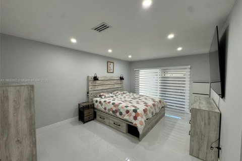 Купить виллу или дом в Майами, Флорида 4 спальни, 174.47м2, № 1957883 - фото 13