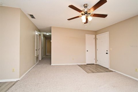 House in Longwood, Florida 3 bedrooms, 102.19 sq.m. № 1771419 - photo 13