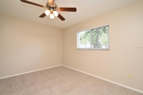 House in Longwood, Florida 3 bedrooms, 102.19 sq.m. № 1771419 - photo 7
