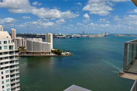 Кондоминиум с 3 спальнями в Майами, Флорида № 2018574