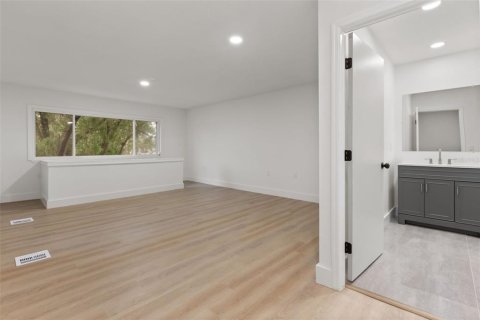 Villa ou maison à vendre à Orlando, Floride: 5 chambres, 279.82 m2 № 2427592 - photo 21