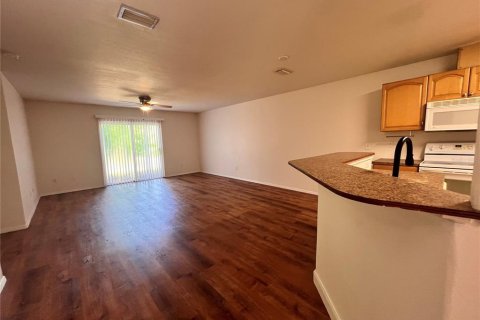 Apartment in Palm Coast, Florida 3 bedrooms, 113.25 sq.m. № 2209343 - photo 3