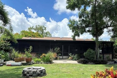 House in Port Charlotte, Florida 3 bedrooms, 120.77 sq.m. № 1532249 - photo 27