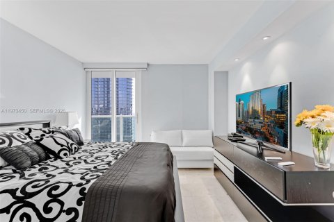 Copropriété à louer à Sunny Isles Beach, Floride: 2 chambres, 126.07 m2 № 2034051 - photo 10