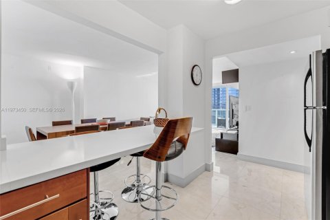 Copropriété à louer à Sunny Isles Beach, Floride: 2 chambres, 126.07 m2 № 2034051 - photo 9