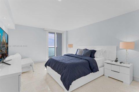 Copropriété à louer à Sunny Isles Beach, Floride: 2 chambres, 126.07 m2 № 2034051 - photo 12
