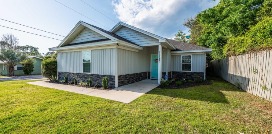 House in Panama City Beach, Florida 3 bedrooms, 117.15 sq.m. № 560862