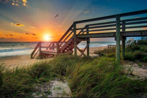 Terreno en venta en Vero Beach, Florida № 2012341 - foto 13