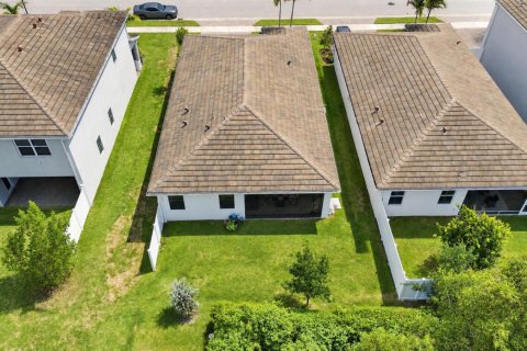 Villa ou maison à vendre à Jupiter, Floride: 4 chambres, 158.86 m2 № 2374813 - photo 4