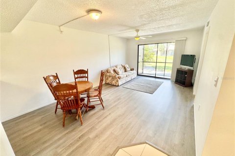 Condominio en venta en Punta Gorda, Florida, 2 dormitorios, 72.46 m2 № 1533796 - foto 2