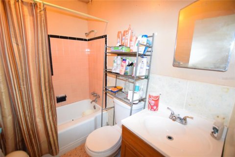Propiedad comercial en venta en Winter Haven, Florida, 4 dormitorios, 181.16 m2 № 1608500 - foto 13