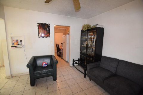 Propiedad comercial en venta en Winter Haven, Florida, 4 dormitorios, 181.16 m2 № 1608500 - foto 8