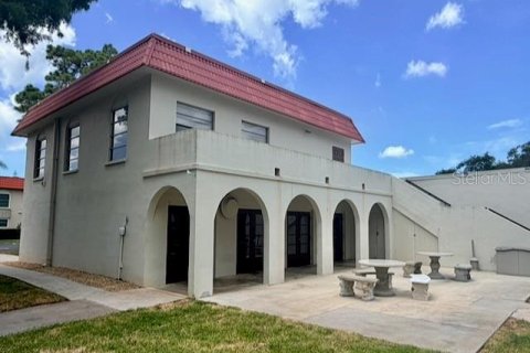 Copropriété à vendre à Dunedin, Floride: 2 chambres, 86.4 m2 № 2167267 - photo 9