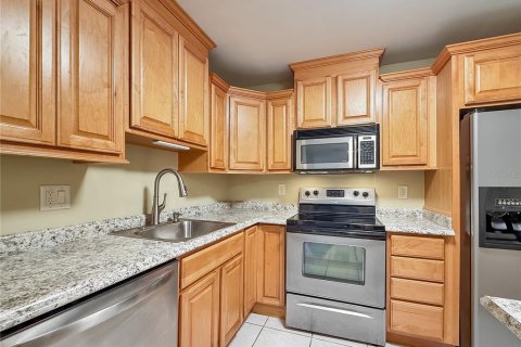 Copropriété à vendre à Dunedin, Floride: 2 chambres, 86.4 m2 № 2167267 - photo 13