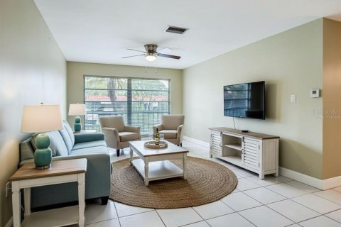 Copropriété à vendre à Dunedin, Floride: 2 chambres, 86.4 m2 № 2167267 - photo 15