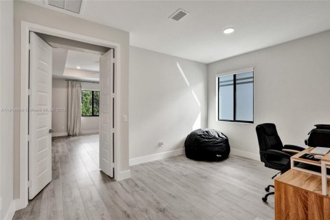 Снять в аренду виллу или дом в Паркленд, Флорида 5 спален, 314.38м2, № 1970443 - фото 24