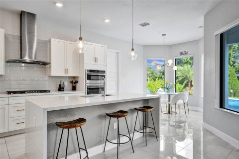 Снять в аренду виллу или дом в Паркленд, Флорида 5 спален, 314.38м2, № 1970443 - фото 6