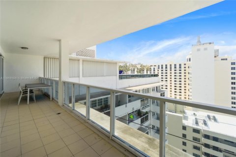 Copropriété à vendre à Miami Beach, Floride: 2 chambres, 83.61 m2 № 1896466 - photo 3