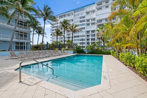 Condominio en alquiler en Deerfield Beach, Florida, 3 dormitorios, 206.24 m2 № 2184134 - foto 29