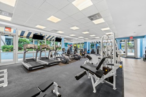 Condominio en alquiler en Deerfield Beach, Florida, 3 dormitorios, 206.24 m2 № 2184134 - foto 28