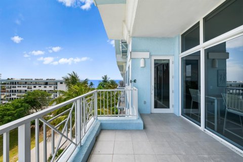 Condominio en alquiler en Deerfield Beach, Florida, 3 dormitorios, 206.24 m2 № 2184134 - foto 14