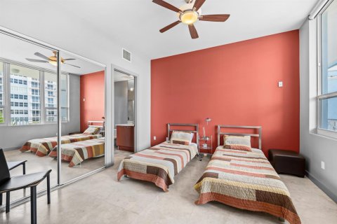 Condominio en alquiler en Deerfield Beach, Florida, 3 dormitorios, 206.24 m2 № 2184134 - foto 23