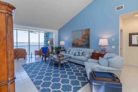 Copropriété à vendre à Palm City, Floride: 2 chambres, 152.17 m2 № 2145971 - photo 4