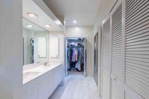 Copropriété à vendre à Palm City, Floride: 2 chambres, 152.17 m2 № 2145971 - photo 16